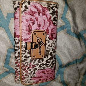 Guess wallet